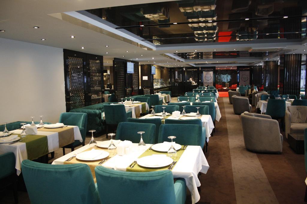 Atasehir Palace Hotel & Conference Istanbulská provincie Exteriér fotografie