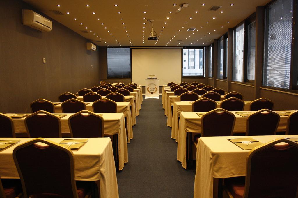 Atasehir Palace Hotel & Conference Istanbulská provincie Exteriér fotografie