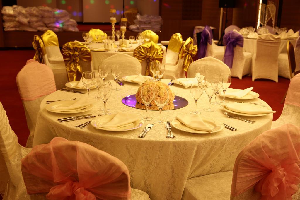 Atasehir Palace Hotel & Conference Istanbulská provincie Exteriér fotografie