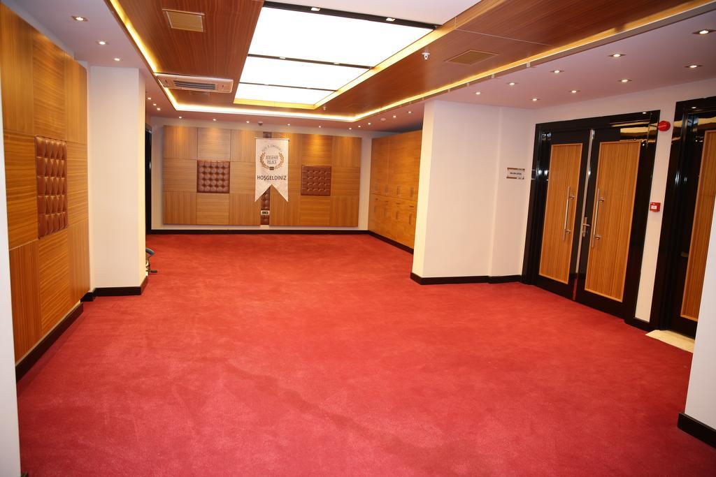 Atasehir Palace Hotel & Conference Istanbulská provincie Exteriér fotografie